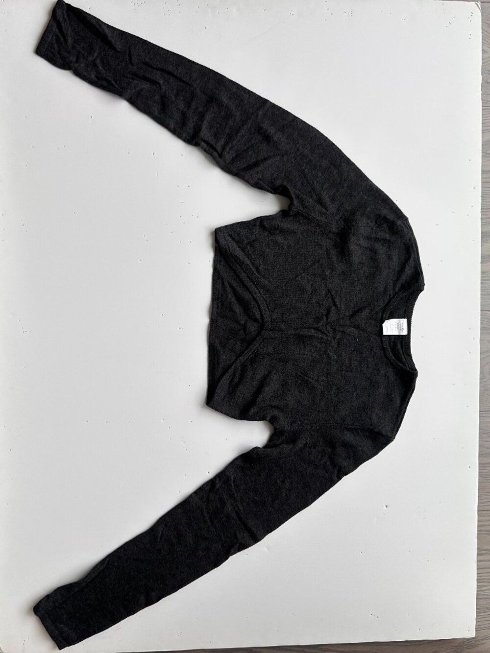 Calvin Klein Charcoal Gray Knit Cropped Long Sleeve Top – Size S